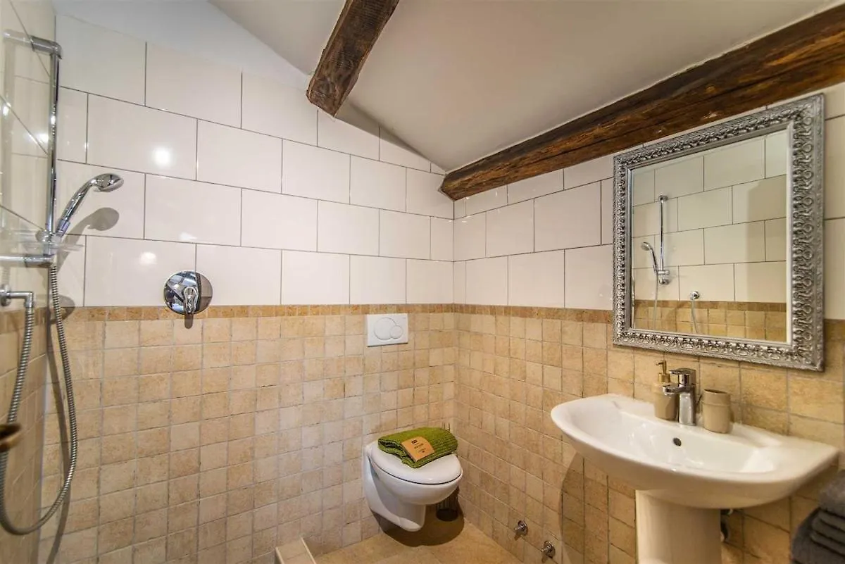 Villa La Premier By Kompas Villas Ladici 0*,  Croazia